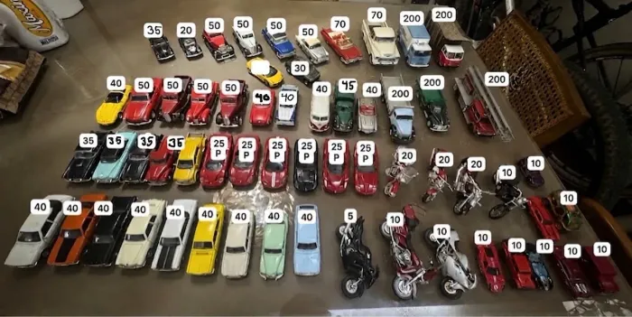 lote de miniaturas