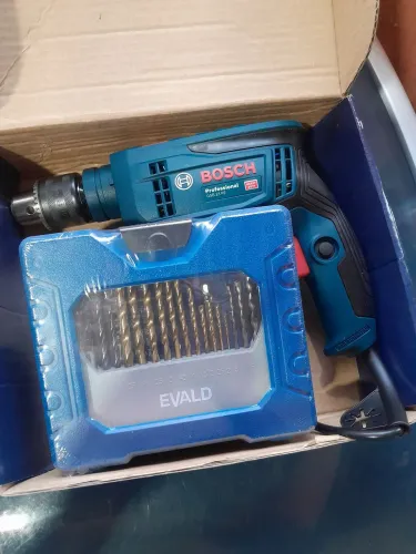 Furadeira Bosch Gsb 13 RE +41 Peças EVALD