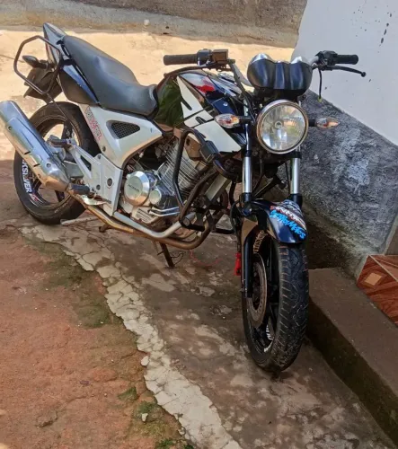 cbx moto tá filé