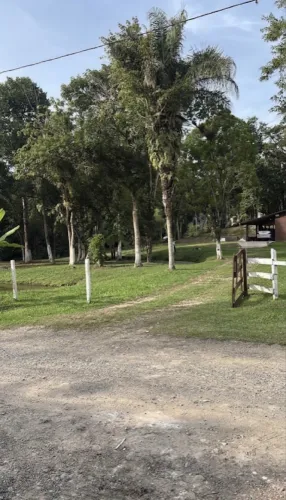 Vendo chácara 55x110 na beira da br 277