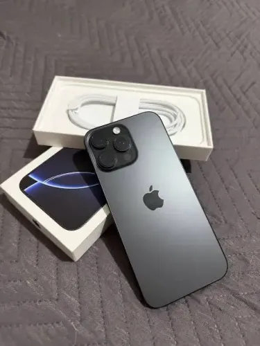 Vendo iPhone 16 pro max