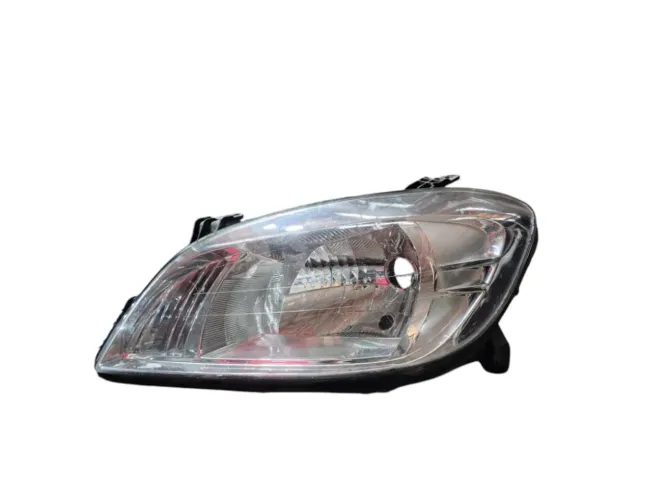 Farol esquerdo Gm celta prisma 2007 2008 A 2012