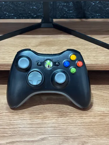 Controle preto Xbox 360