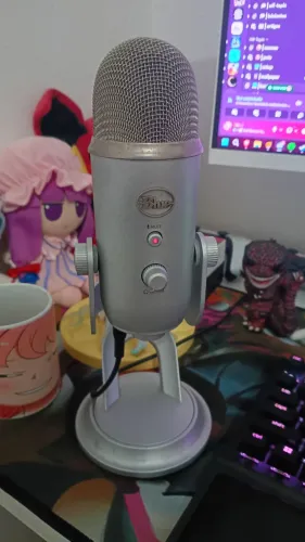 Microfone Logitech Blue Yeti USB