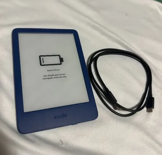 Kindle Amazon 11ª Geração (2022) 16GB - Azul | Pouquíssimo Uso