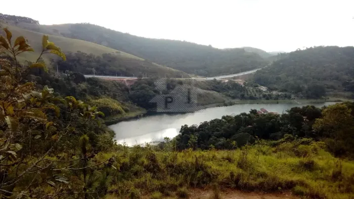 Ref.: 158| Chácara 1.600m² em Paraibuna-SP