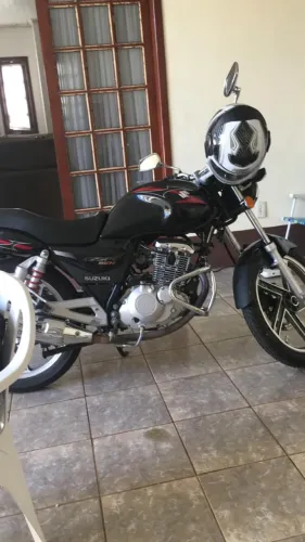 GSR 150i - Moto Confiável, Econômica, Documentação em Dia