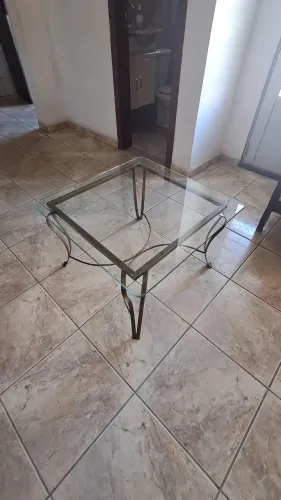 Mesa de Centro de Vidro