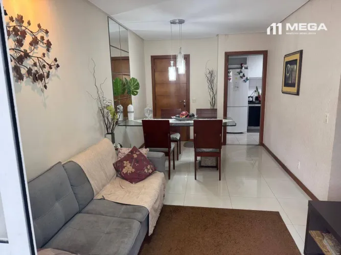 Excelente2 quartos (1 suíte) na quadra da praia em Itapuã