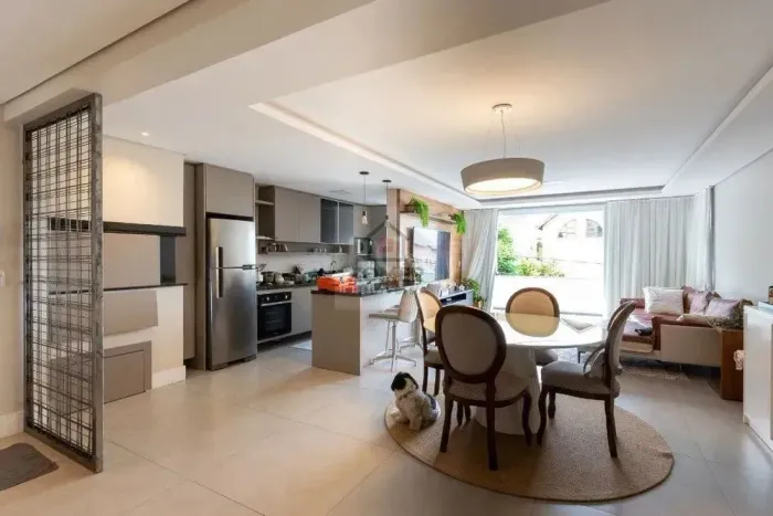 Apartamento com 163 metros 3 suítes 3 vagas no bairro Cristal em Porto Alegre - RS