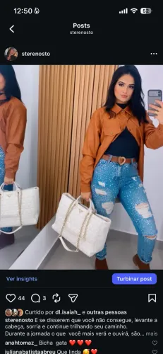 Calça destroyd mamô aplicação pedrarias
