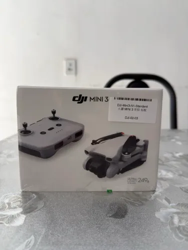 DRONE MINI 3 DJI LACRADO CONTROLE SEM TELA