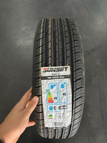Pneu 185/60R15 SUNSET
