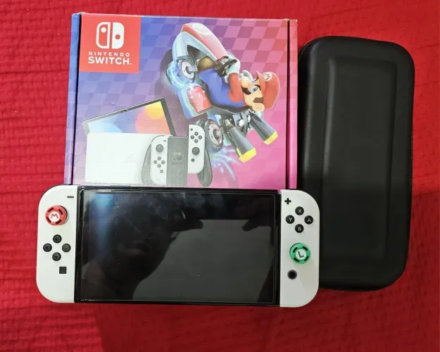 Nintendo Switch completo muito bom