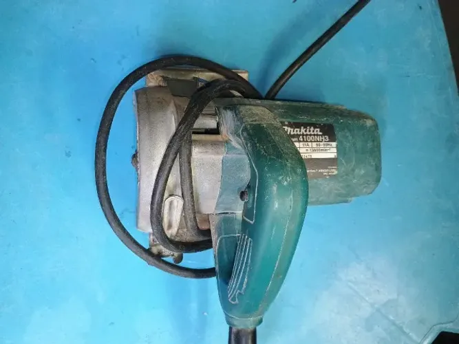 Makita 