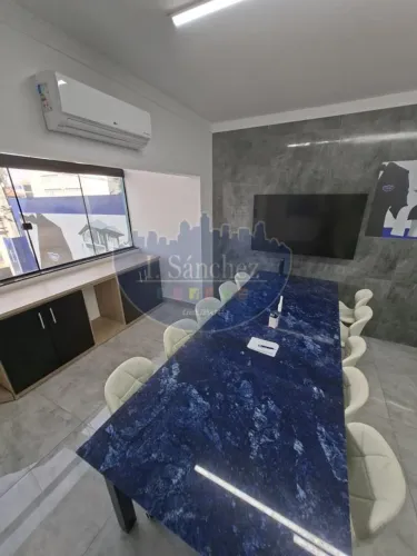 Sala Comercial para Locação em Itaquaquecetuba, Vila Virgínia, 2 banheiros