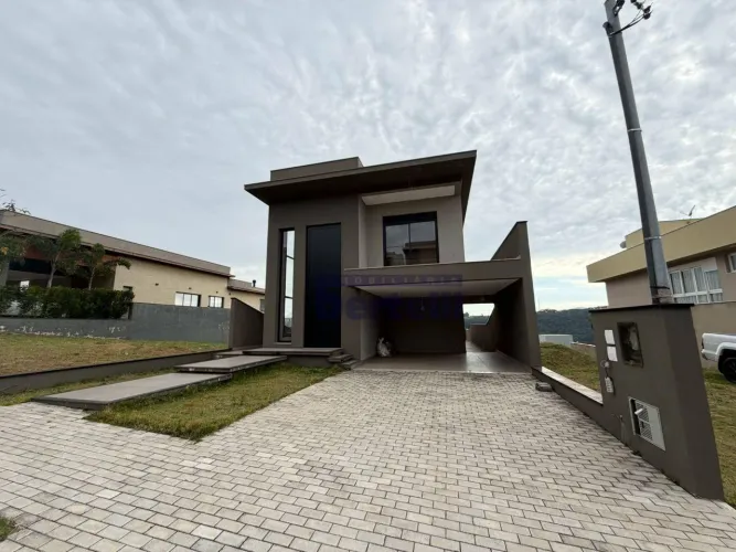 Casa com 3 dormitórios à venda, 250 m² por R$ 1.900.000,00 - Condomínio Portal de Bragança