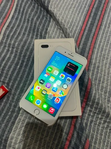 iPhone 8 Plus 64gb