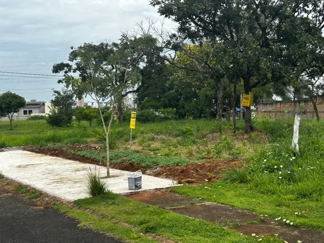 Terreno à venda no Jardim Inconfidência em Uberlândia/MG