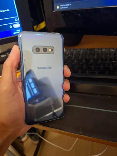 Samsung S10e 6gb ram 128gb memória