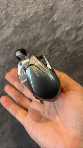 Carretilha Curado 200 Shimano Direita 