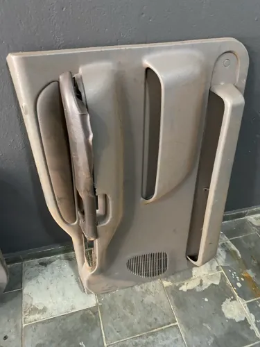 Vendo forros de porta da F-250