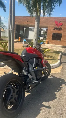 Honda CB 1000R muito conservada e abaixo do preço!