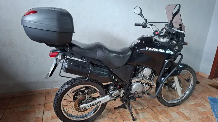 Tenere 250