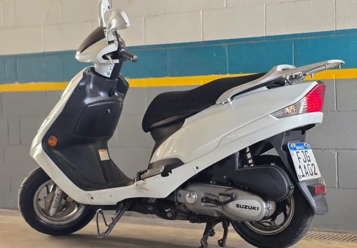Suzuki Burgman 125i 2014 Branca