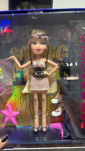 Bratz mean girls Regina w2