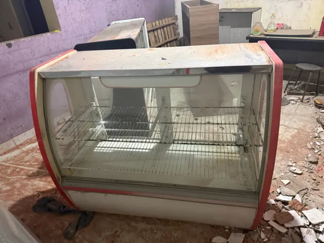 Vitrine polo frio seca 2 metros