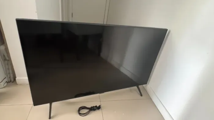 TV Samsung 43" tela queimada UN43TU7000g