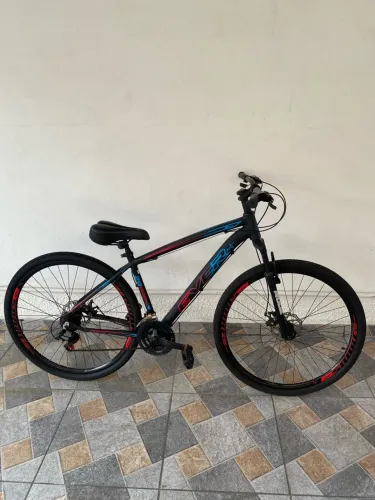 Bicicleta Aro 29 Ever - Equipada com Shimano e Freio a Disco (Ótimo Estado)