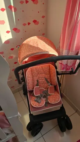 Carrinho de Bb novinho usado só 1 vez!