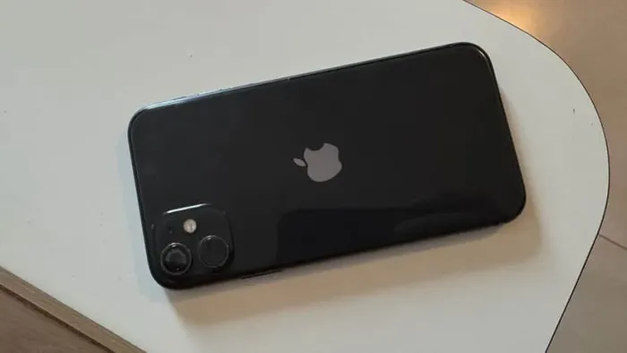 IPhone 11 *LEIA A DESCRIÇÃO*