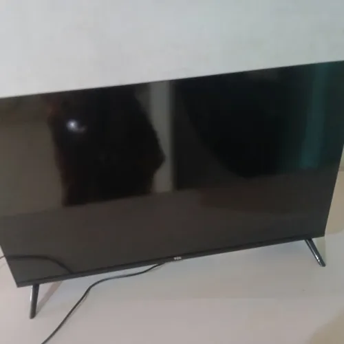 Vendo essa tv 3 meses de uso