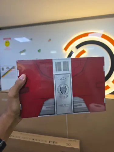 *Poco X8 Pro 5G* 12/512GB *iron man Edition* *R$2949