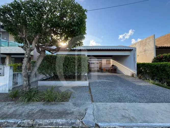 Casa à venda no Condomínio Guilhermino Rezende, conforto e lazer para toda a família!