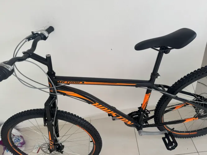 Vendo bike / Bicicleta nova nunca usada