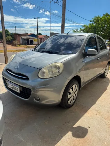Nissan March 1.0 16V Flex Fuel 5P 2013