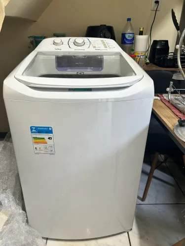 Máquina de lavar roupa Electrolux 12kg