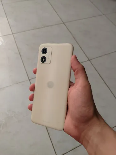 Moto E13