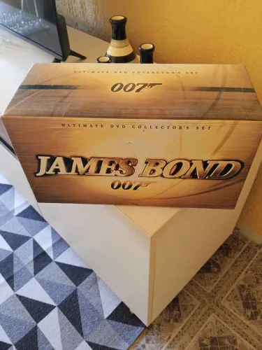 Coleção James Bond 007