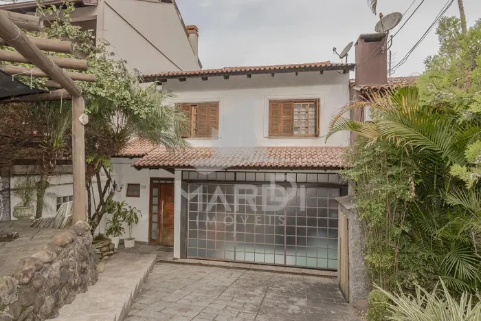 Casa condomínio, 3 dormitórios Nonoai zona Sul