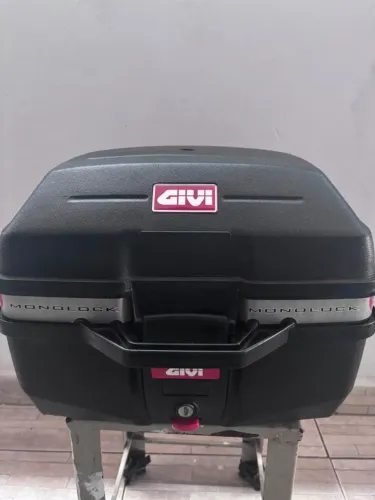 LINDO BAÚ GIVI 27 LITROS MONOLOCK TRAFFIC ORIGINAL 