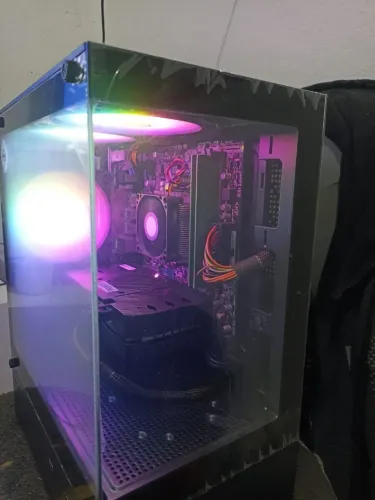 PC GAMER RYZEN 5 2600 16GB MEMÓRIA SAMSUNG RX580 8GB SSD 240GB PLACA MÃE ASUS C/GARANTIA