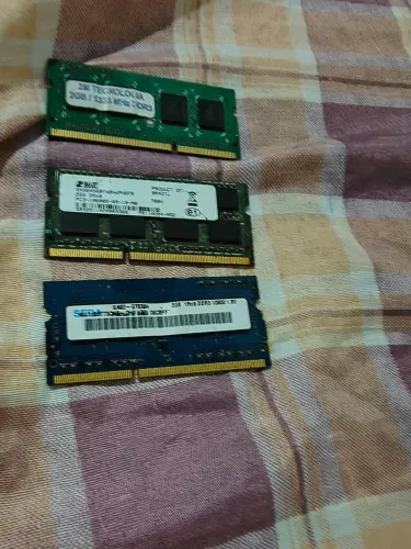 Memórias RAM notebook 2gb cada