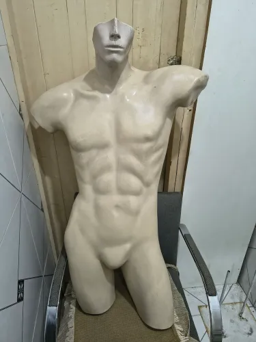 Manequim masculino