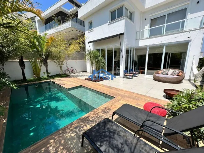 Casa à venda e para alugar em Santana de Parnaíba, Alphaville, com 4 suítes, com 425 m², T