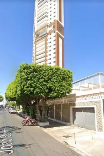 Casa com 4 quarto(s) no bairro Quilombo em Cuiabá - MT